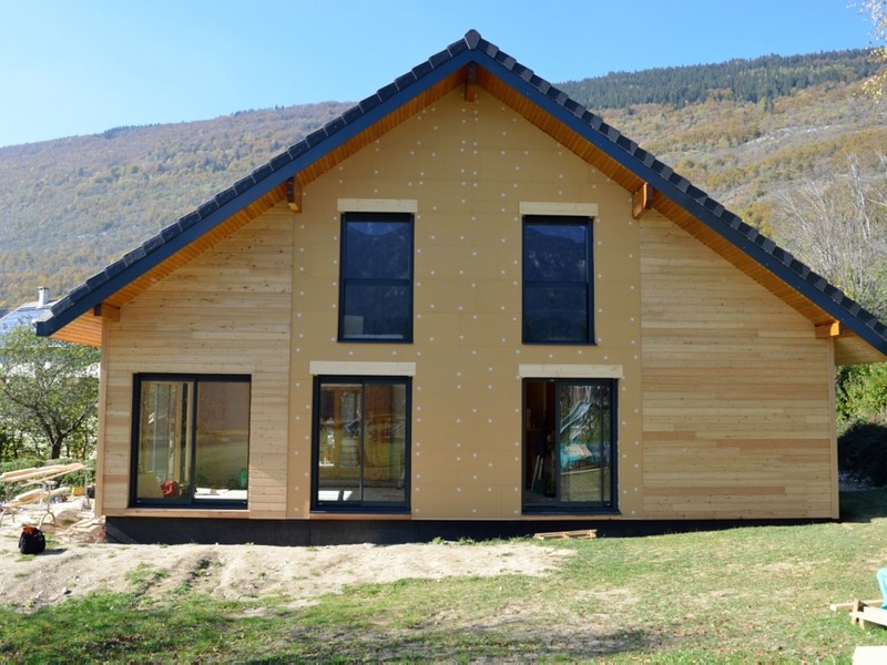 Scierie Nier : traitement ossature bois Var - fabrication d'élément chalet dans le 05