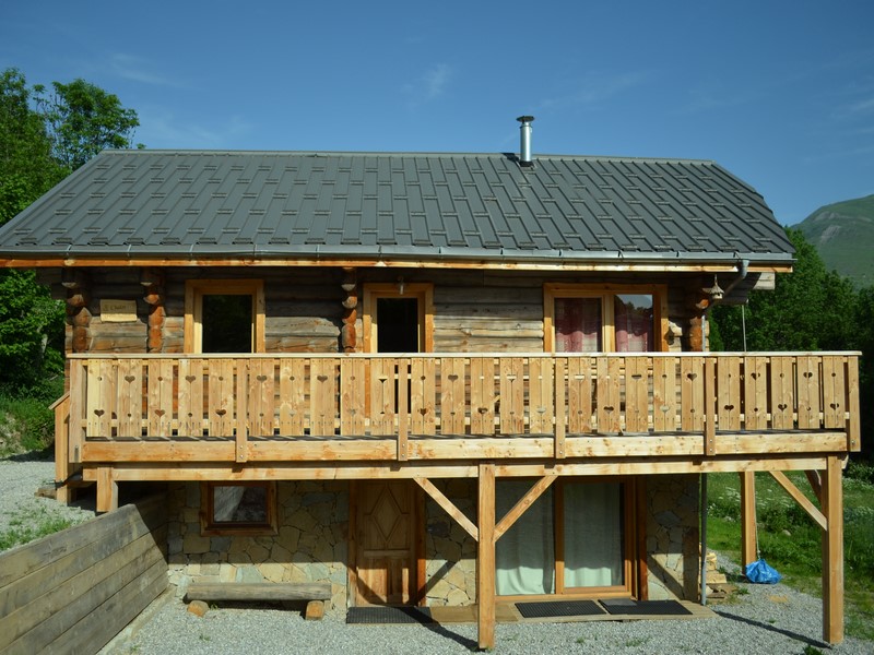 Scierie Nier : traitement ossature bois 83 - fabrication d'élément chalet Domène